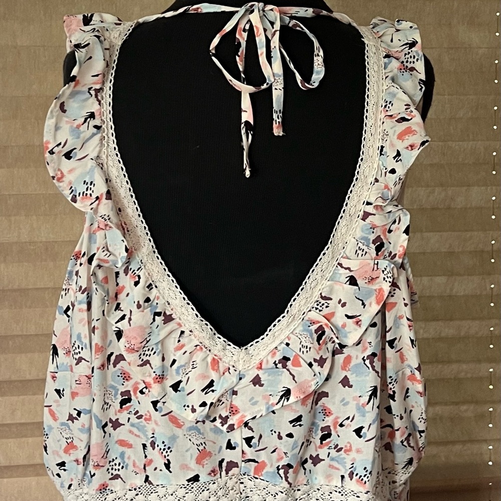 TORRID Long Tank Top Multi Color Abstract Print Ruffle Lace Details  Sz 3 EUC - Picture 13 of 16